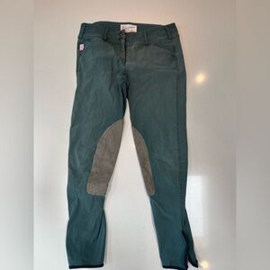 Tailored Sportsman. Size 28.